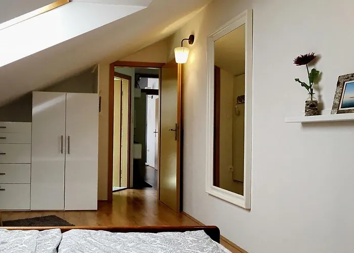 Sunset Hill Apartman