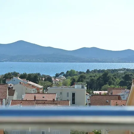 Sunset Hill דירה